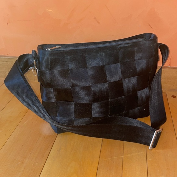 Harveys Handbags - Seat Belt Bag by Harveys-Black